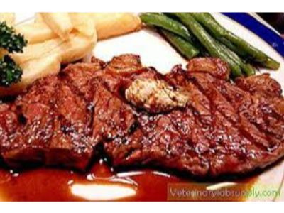 Poivre Beef Steak With Mushroom And Lemon