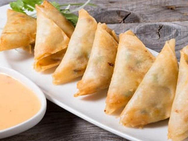 Cheese sambousek Dish
