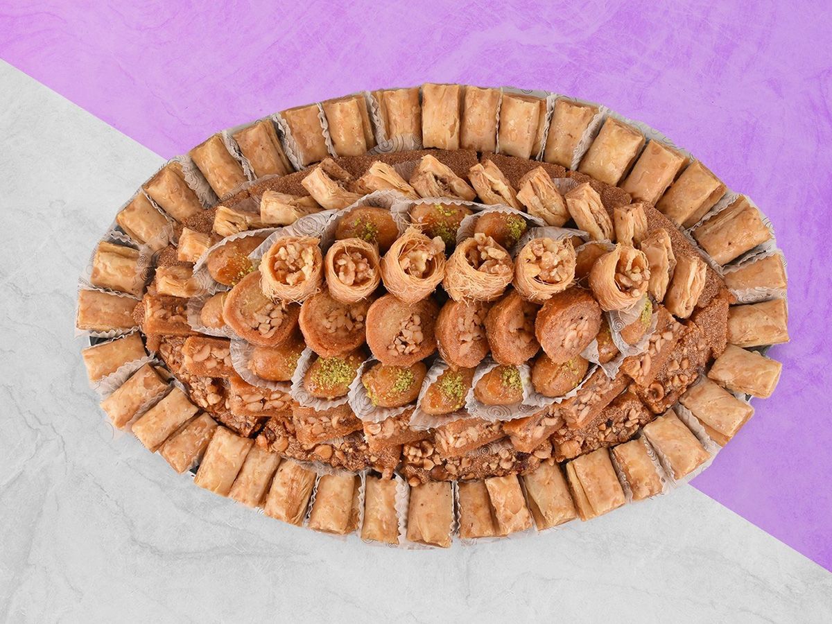 Oval oriental dish