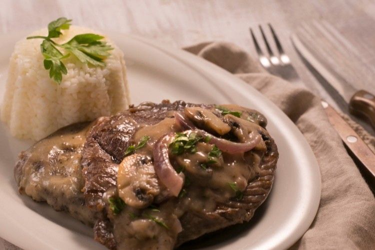 Meat Piccata With Mushroom Western Dish
