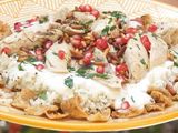 Chicken fatteh dish