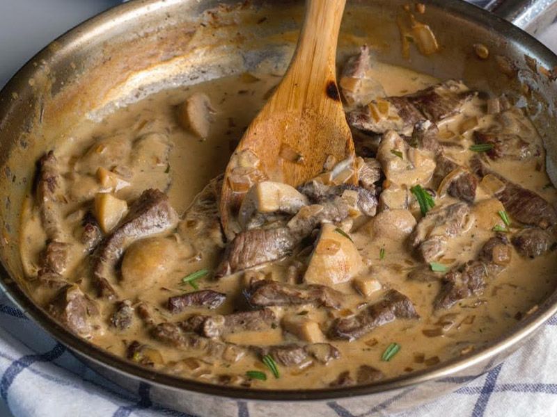 Stroganoff Beef Platter