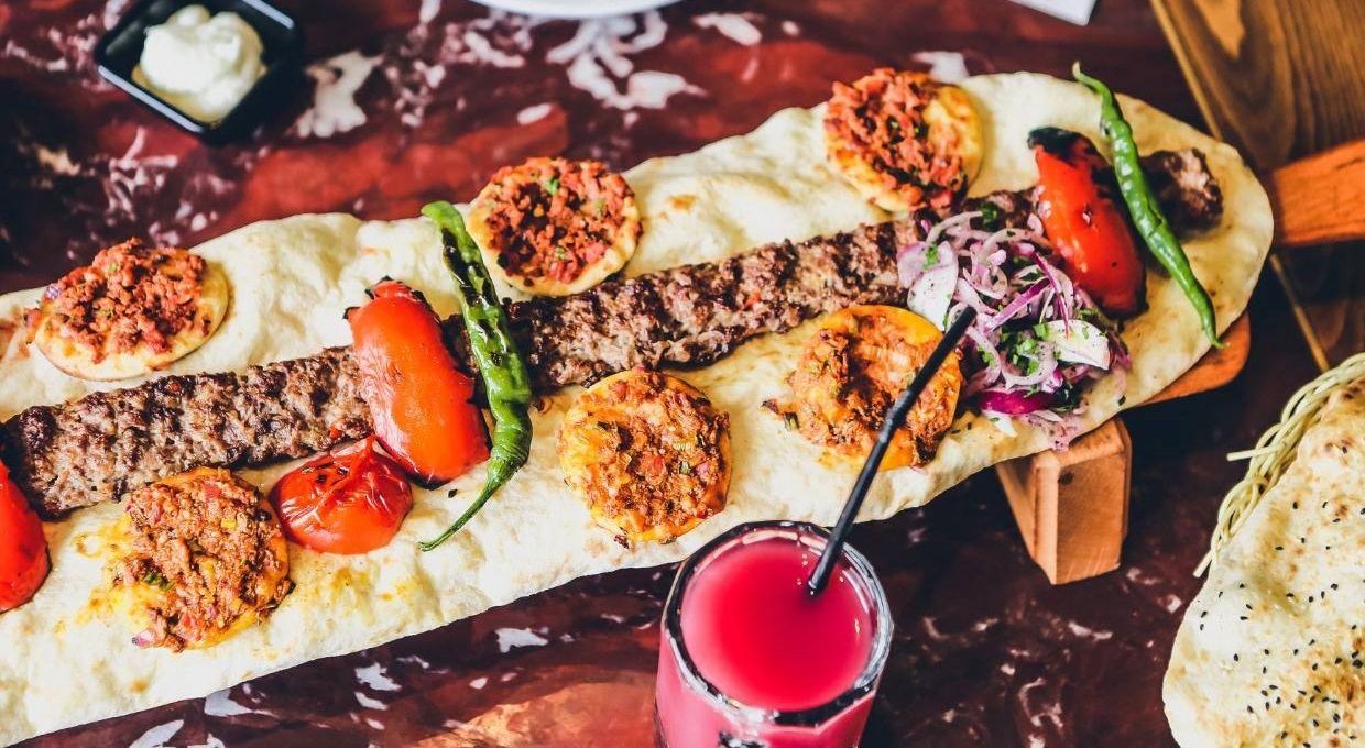 Metrelik Kebab Platter