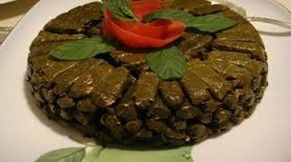 Vine Leaves Mahashi Half Plate