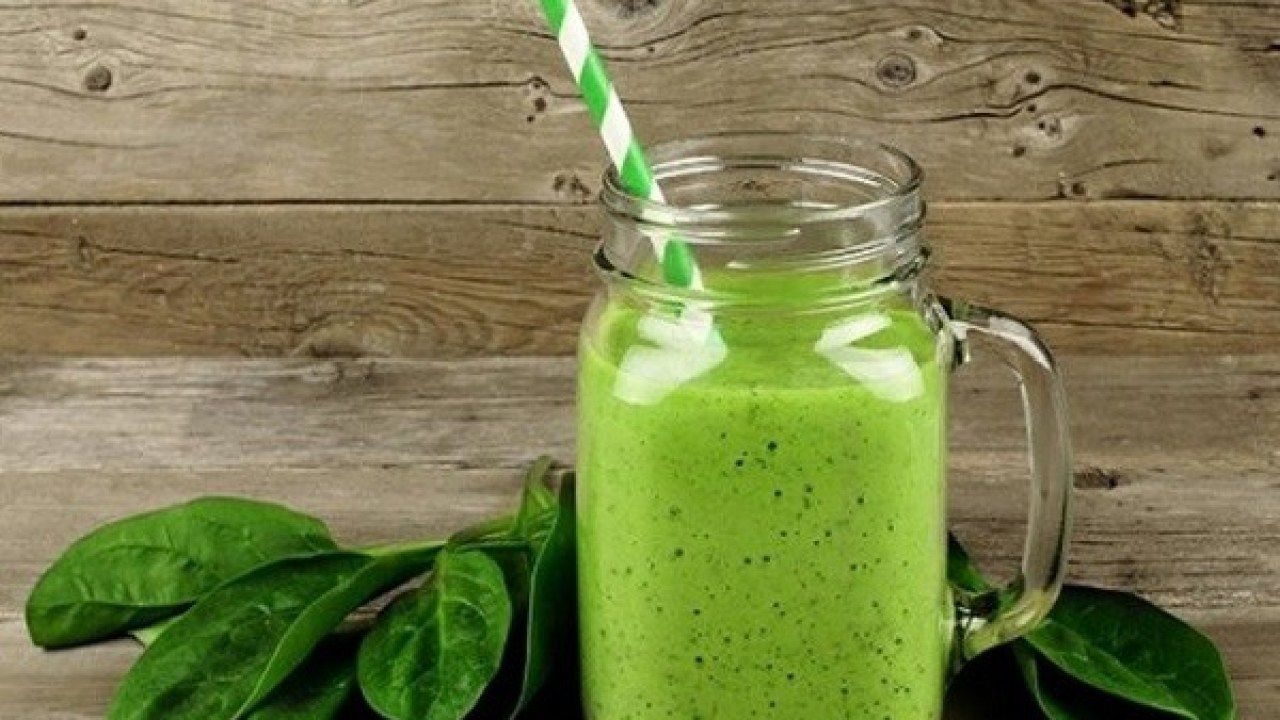 Kiwi With Rocca Juice