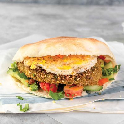 Taamia Sandwich With Omelette Egg