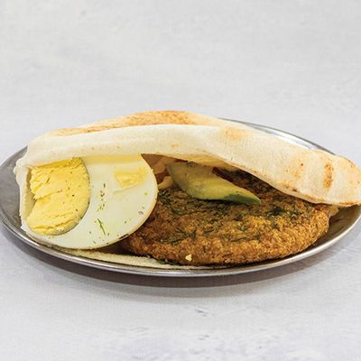 Taamia With Omelette