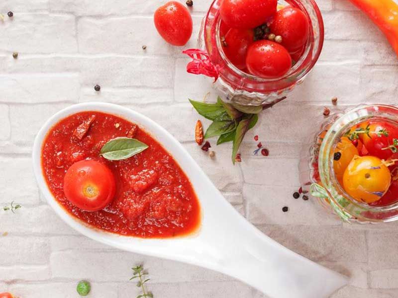 Tomatoes With Garlic