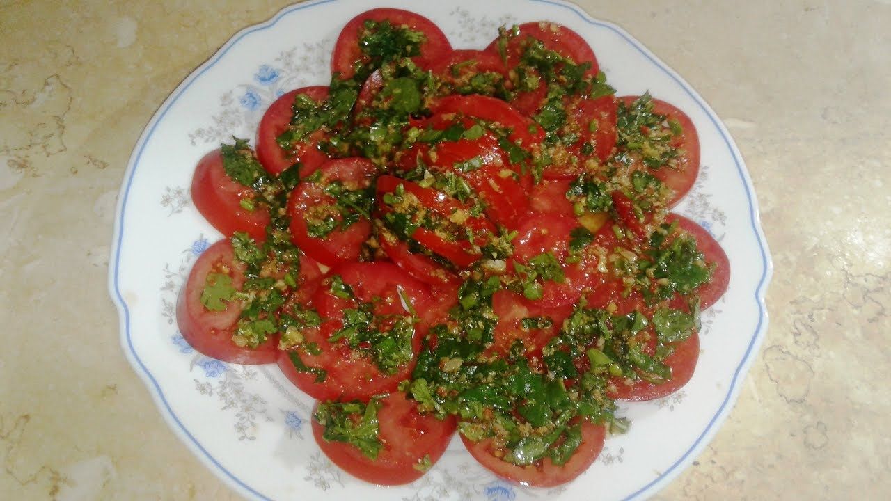 Tomato With Garlic