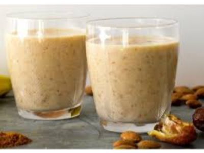 Dates With Milk Juice