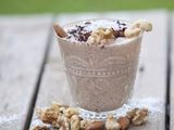 Dates With Nuts Juice
