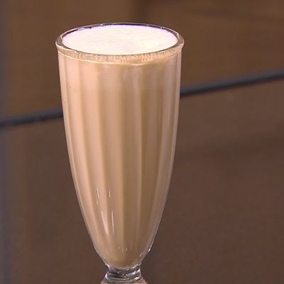 Family Doum With Milk Juice