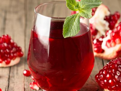 fresh pomegranate juice