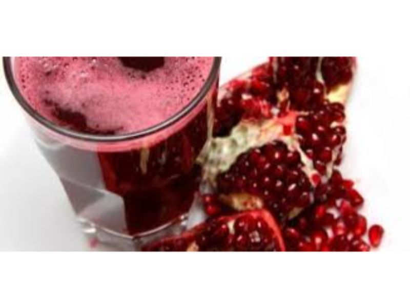 Pomegranate Juice With Pomegranate Seeds