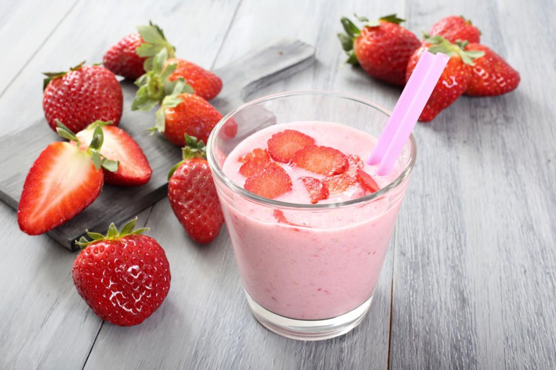 Strawberry With Milk Juice