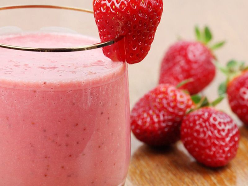 Strawberry With Milk Juice