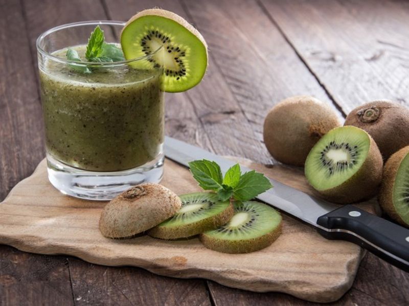 Kiwi With Guava Juice