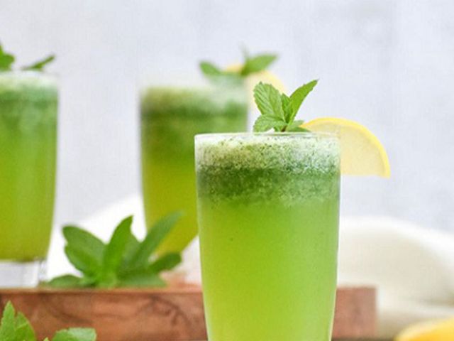 Lemon With Mint Juice