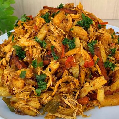 ربع دجاجة معقودة