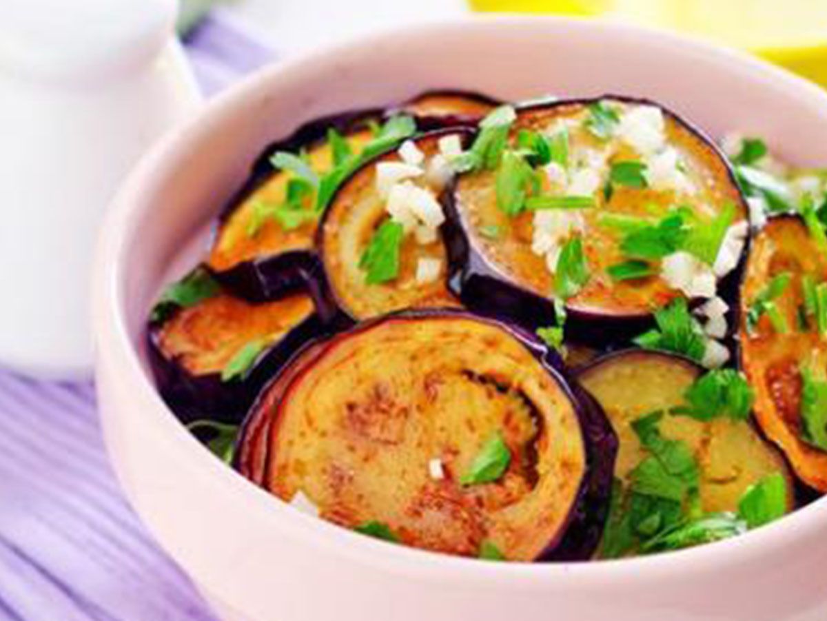 eggplant with Da'aa box