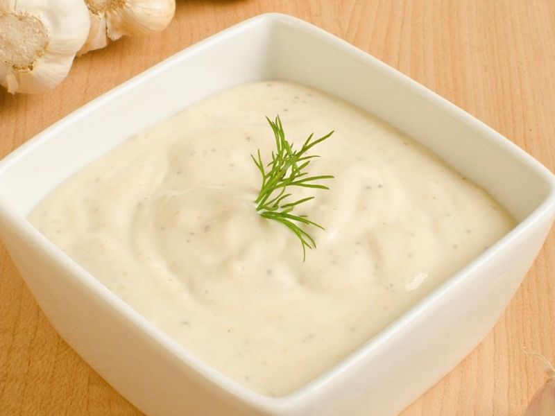 Spicy Garlic Dip Box