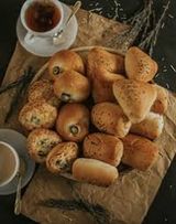 علبة حوادق صغيرة