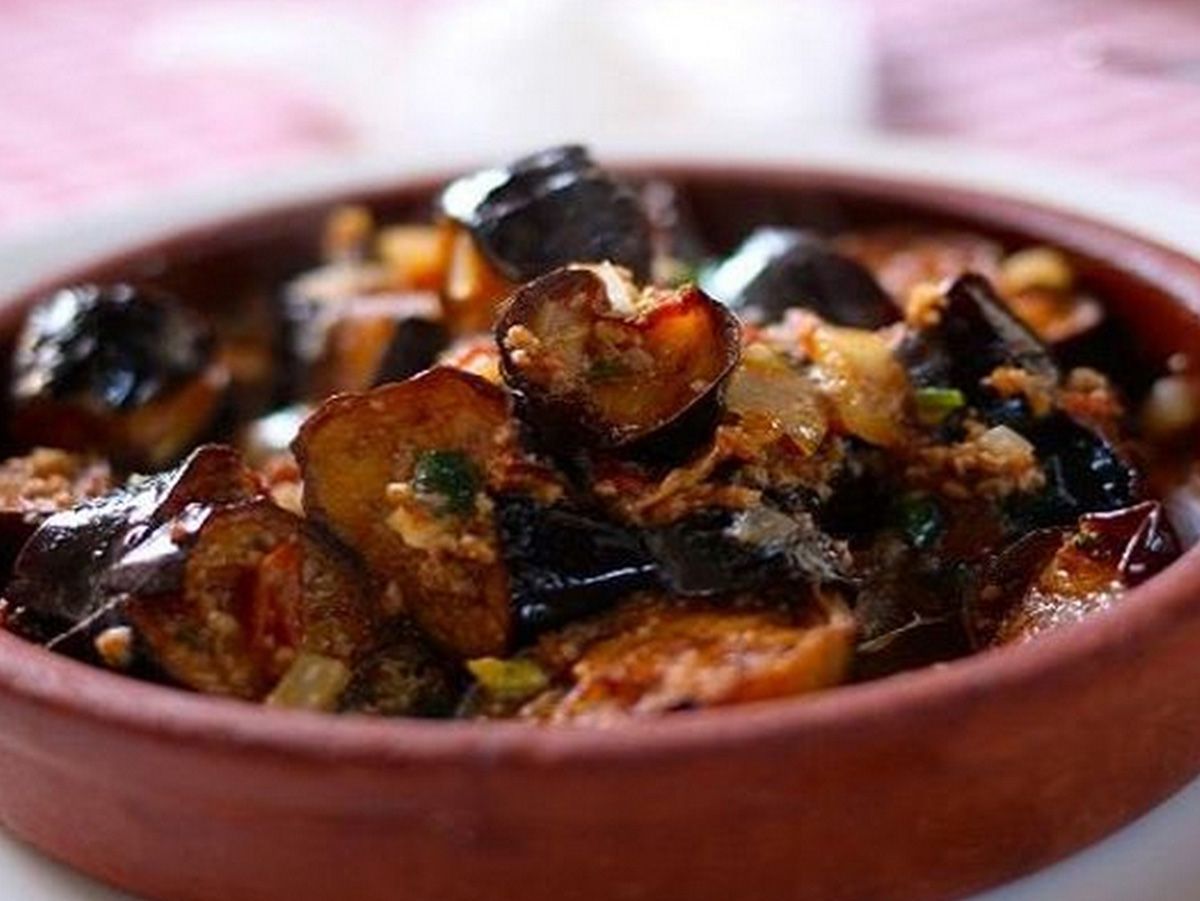 Mesakaa with liver box
