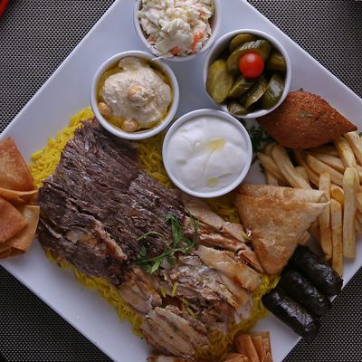 Giant shawerma dish