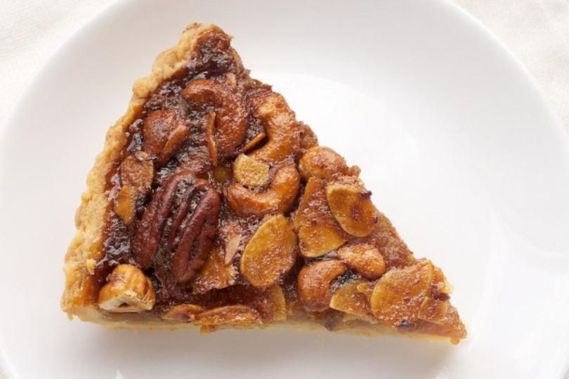 Walnut Carmelito Tart Slicer