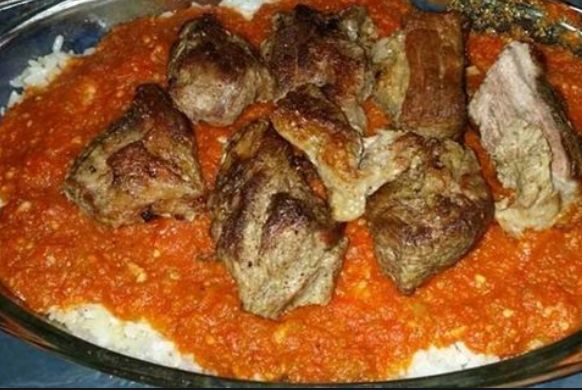 Meat Fatteh Platter