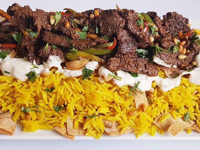 Hakayet Damshaq Chicken Shawerma Fatteh
