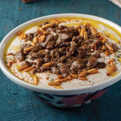 Hummus Fatteh with Shawarma Meat
