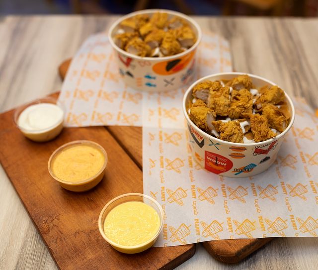 Order Crispy Fatteh And Get Garlic Dip And Pepsi Can Free