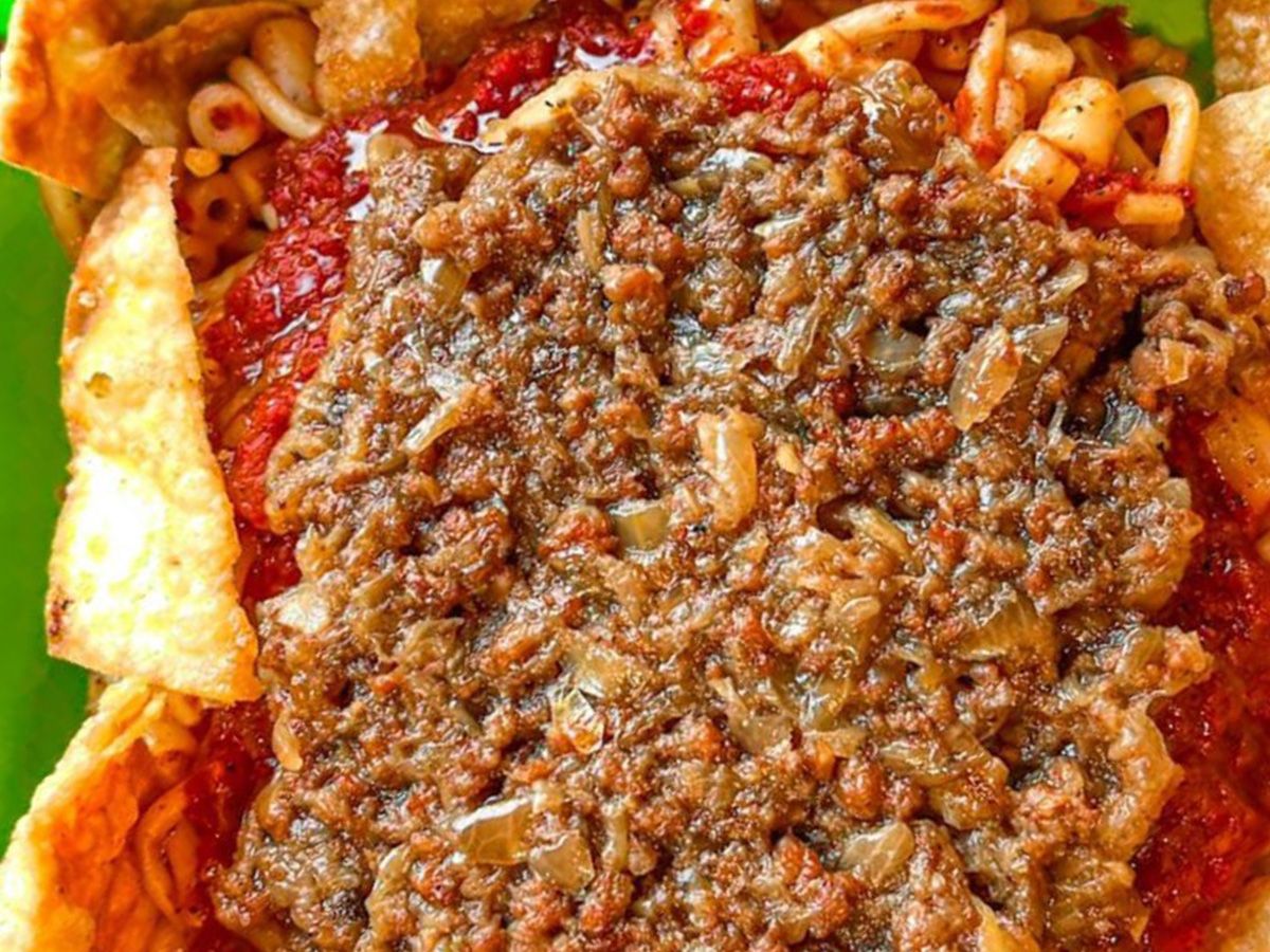 Meat pasta fatouta roll