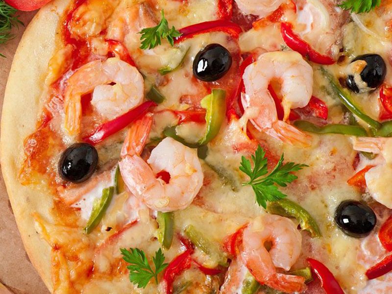 Seafood Pizza