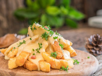 French fries with cheese
