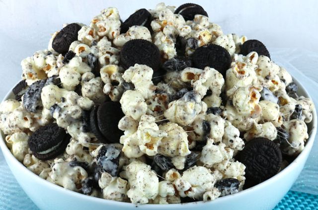 Oreo Popcorn