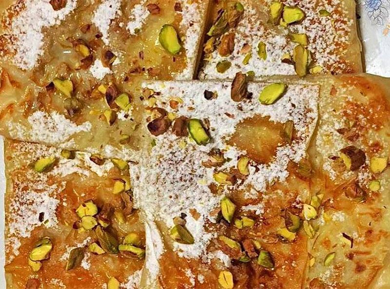 Cream With Sugar And Nuts Pie