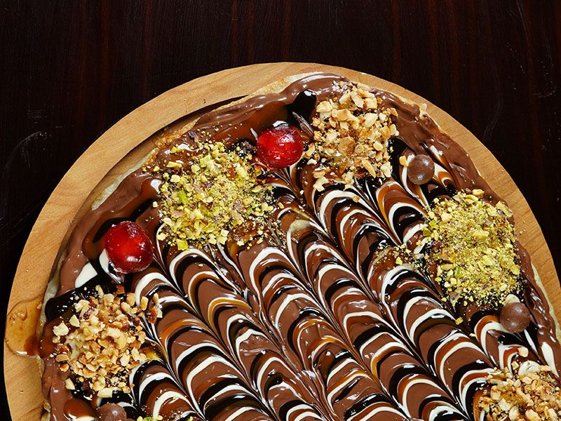 Nutella And Banana Pie