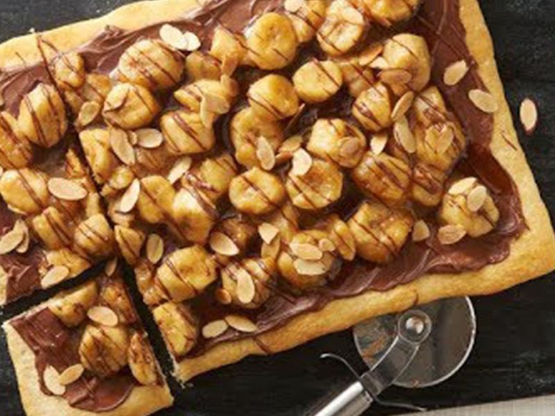Nutella Chocolate With Banana Pie