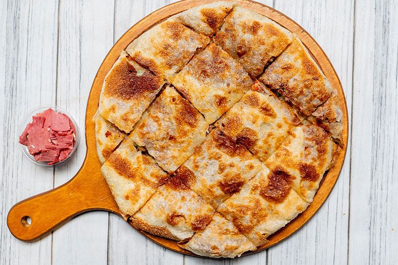 Pepperoni Feteer