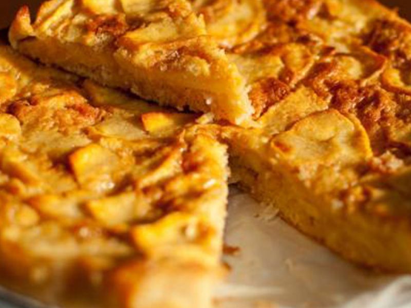 Apple With Cinnamon Pie