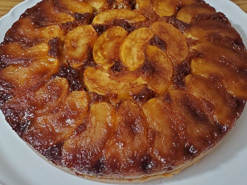 Halawa With Qeshta Pie
