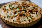 Chicken Zinger With Rizo Sauce Pie