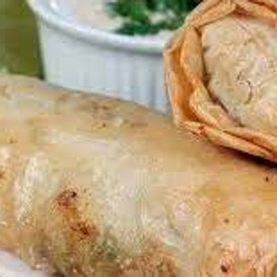 فطيرة لفائف الدجاج