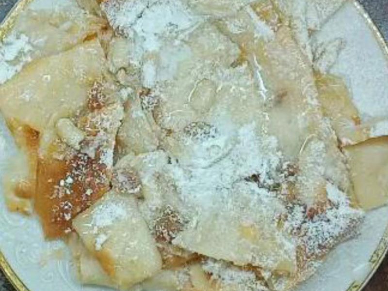 Coconut With Raisins Pie