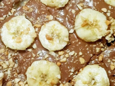 Chocolate pie with banana
