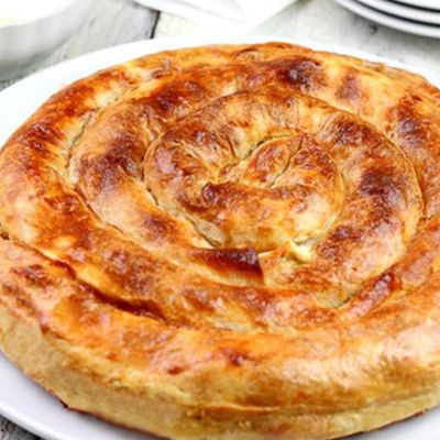 Qeshta Pie