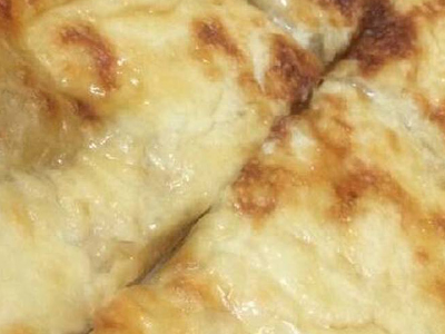 Qeshta With Honey Pie