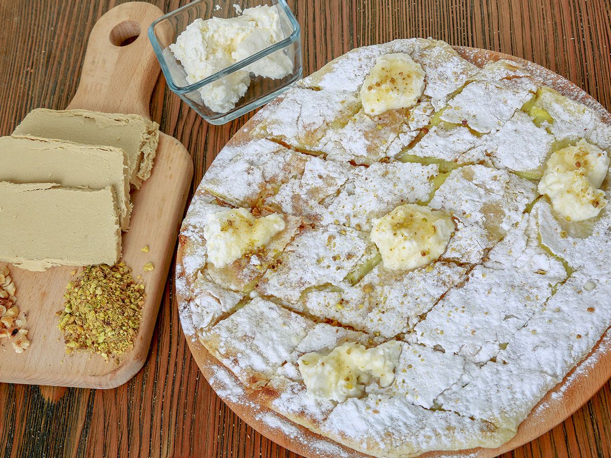 Qeshta And Honey Pie